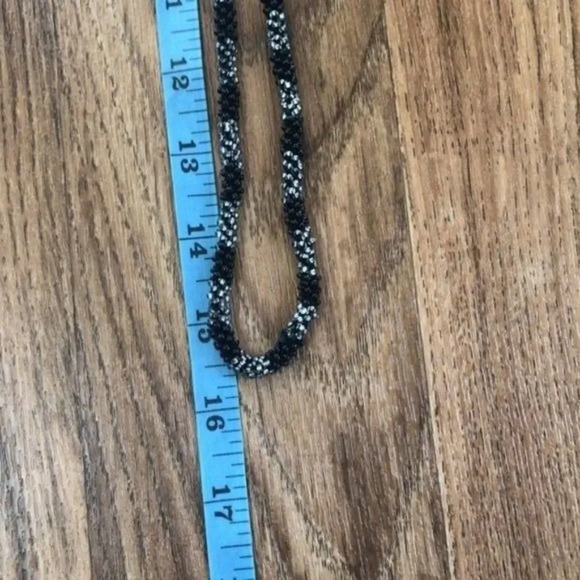 Beaded Necklace Jewelry Fashion Accessory Black Silver Tone Strand - Picture 6 of 6